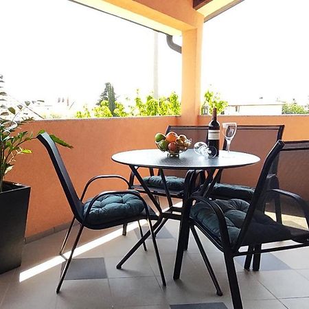 Apartments Antunovic Умаг Екстер'єр фото