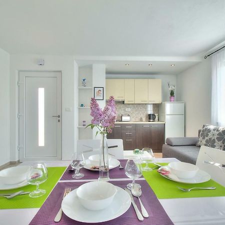 Apartments Antunovic Умаг Екстер'єр фото